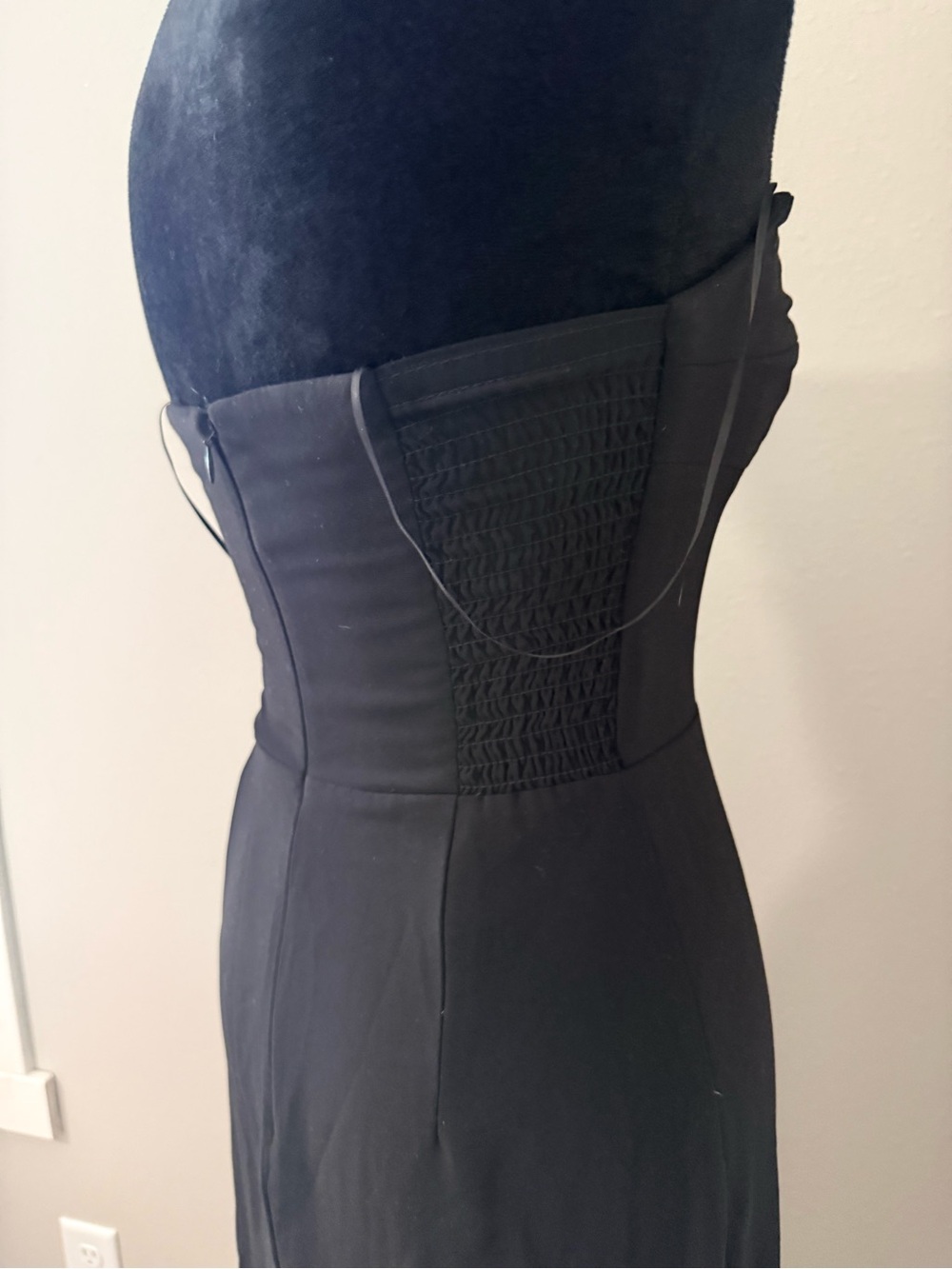 Amanda Uprichard REVOLVE Ivy Gown in Black XS - Picture 9 of 10